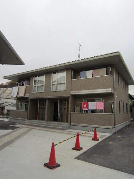 ＣＯＺＹ　ＣＯＵＲＴ　Ａ外観写真
