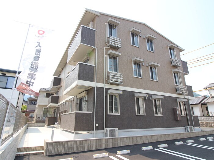 物件外観写真6　(外観写真)