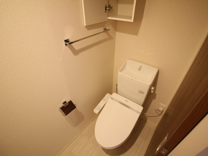 物件内観写真13　(トイレ)