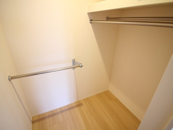 物件内観写真14　(収納)