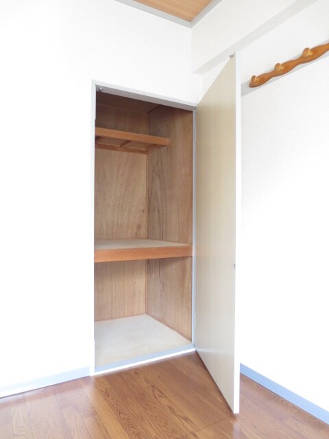 物件内観写真14　(収納)