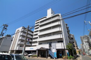 ラポール小町外観写真