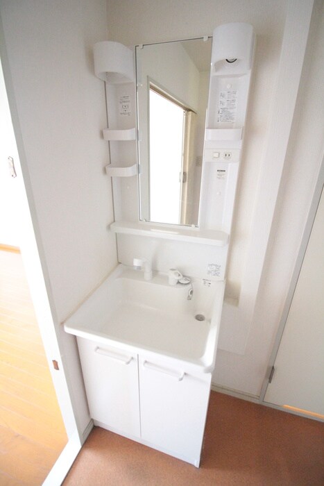 物件内観写真11　(洗面)