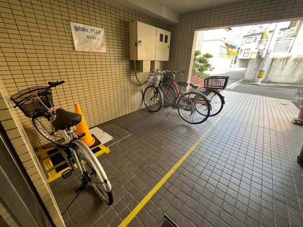 駐輪場