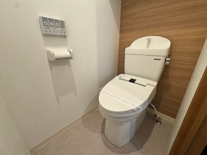 物件内観写真10　(トイレ)