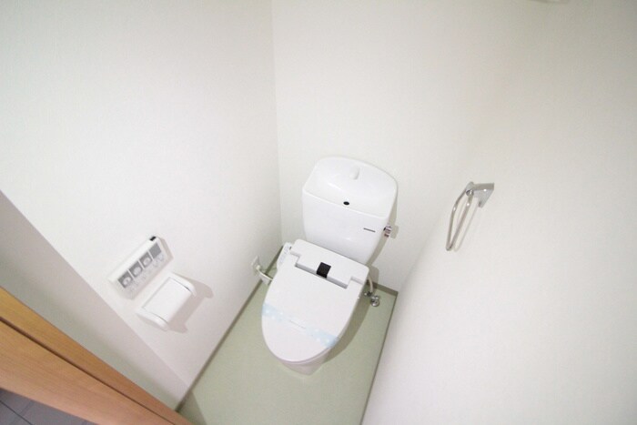 物件内観写真10　(トイレ)