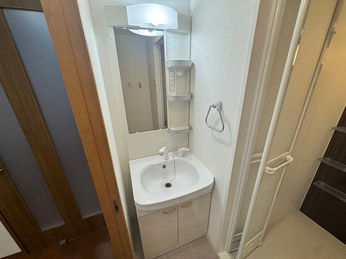 物件内観写真11　(洗面)