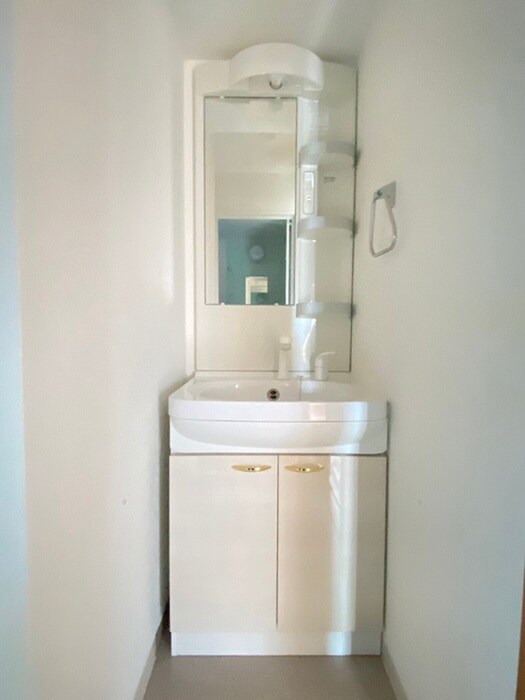 物件内観写真11　(洗面)