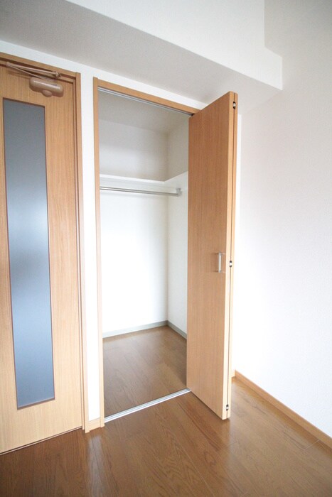 物件内観写真12　(収納)