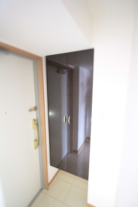 物件内観写真17　(靴箱)