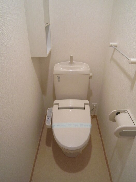 物件内観写真9　(トイレ)