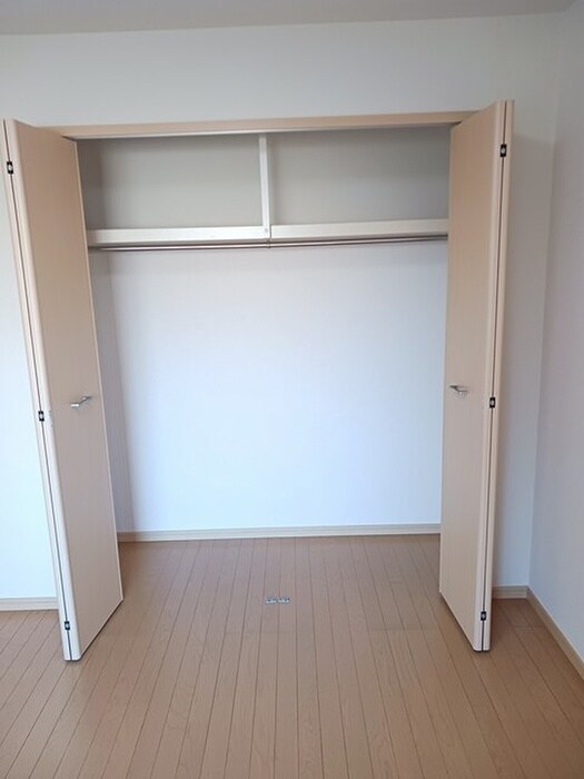 物件内観写真13　(収納)