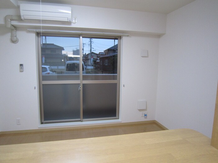 物件内観写真13　(居室)