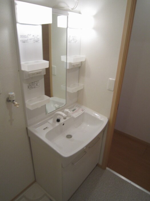 物件内観写真14　(洗面)