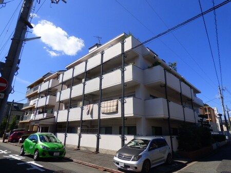 久都内マンション外観写真