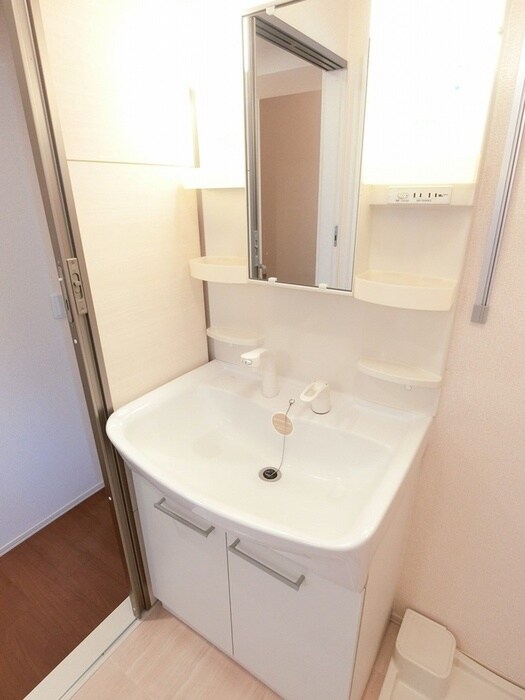 物件内観写真13　(洗面)