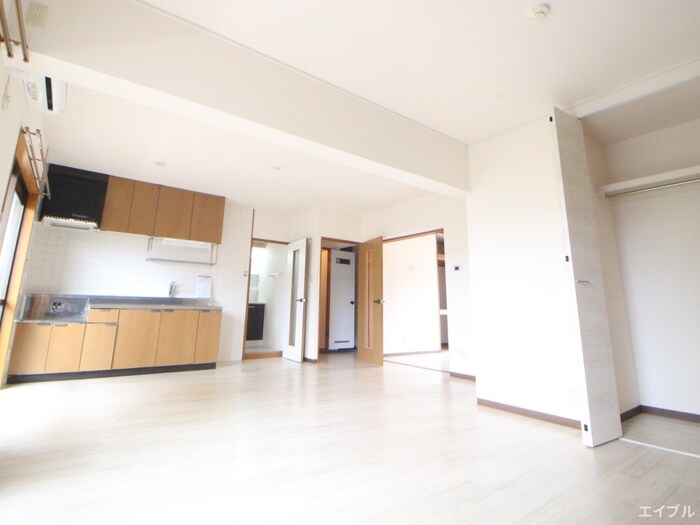 物件内観写真8　(居室)