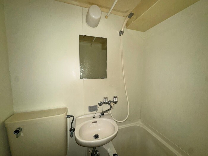 物件内観写真11　(洗面)