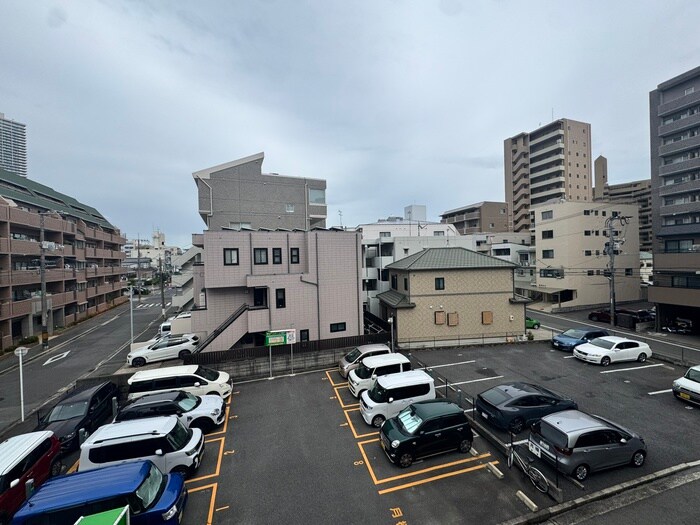 物件内観写真17　(室内からの展望)