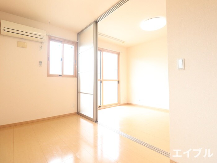 物件内観写真20　(居室)