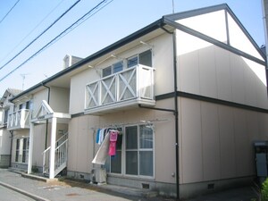 フレグランス御代外観写真