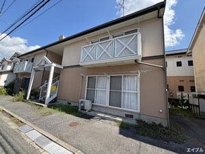 フレグランス御代外観写真