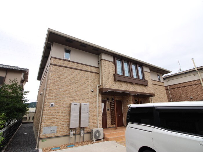 物件外観写真6　(外観写真)