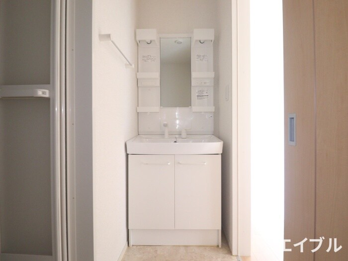 物件内観写真10　(洗面)