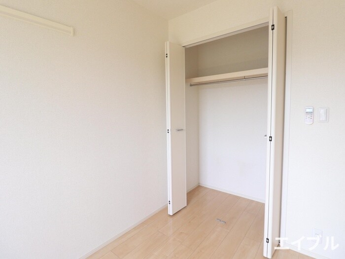 物件内観写真14　(収納)