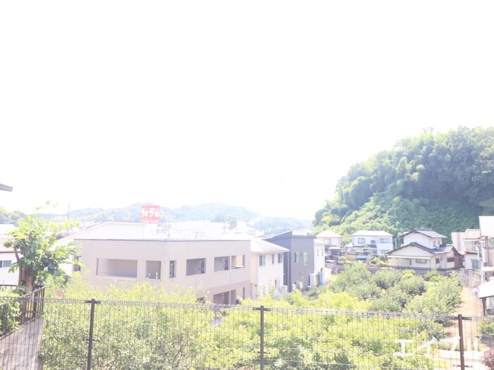 物件内観写真22　(室内からの展望)