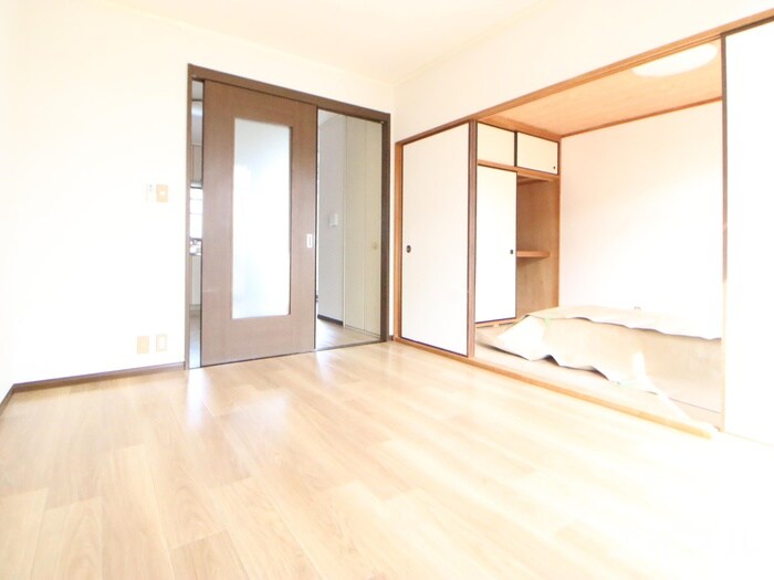 物件内観写真22　(居室)