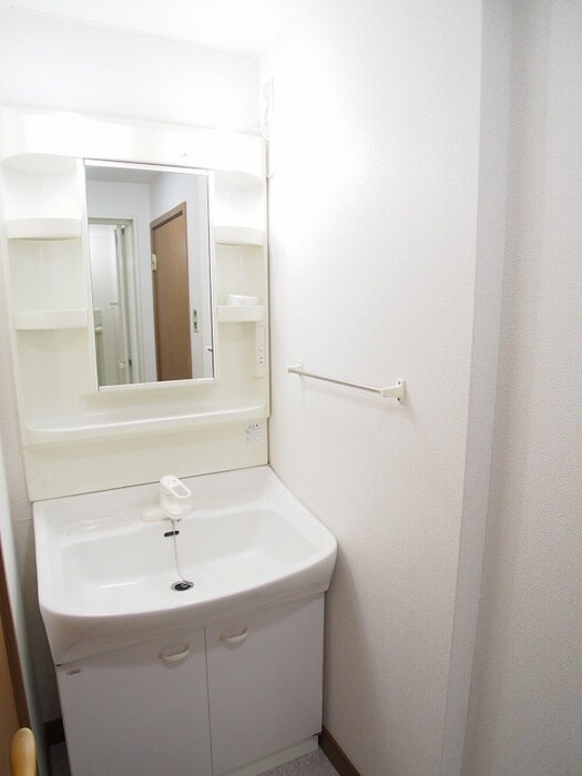 物件内観写真12　(洗面)