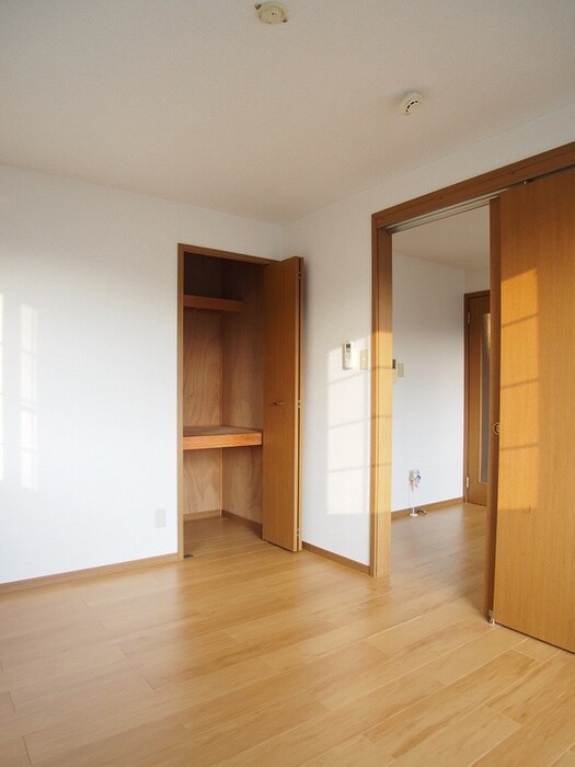 物件内観写真16　(居室)