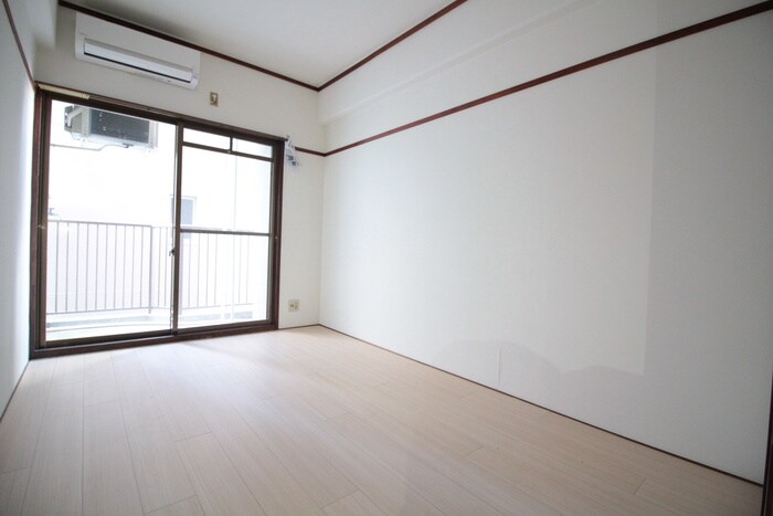 物件内観写真21　(居室)