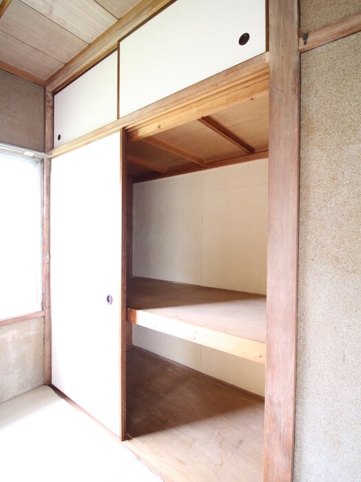 物件内観写真12　(収納)