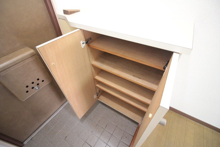 物件内観写真12　(靴箱)