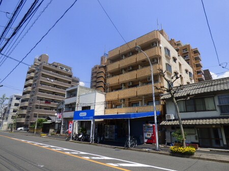 ニューフロンティア岡本外観写真