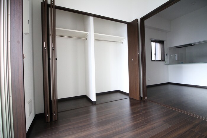 物件内観写真11　(収納)