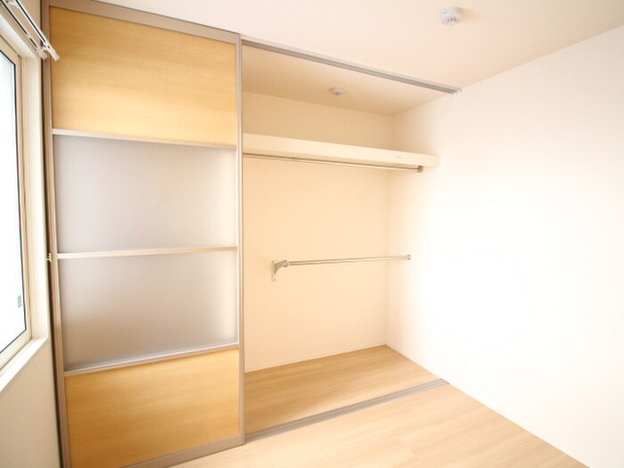 物件内観写真15　(収納)