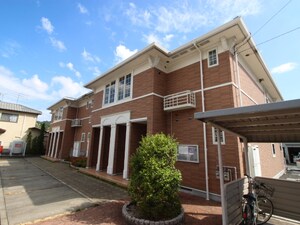 シャルマン参番館外観写真