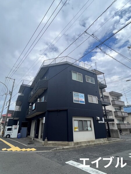 吉山マンション外観写真