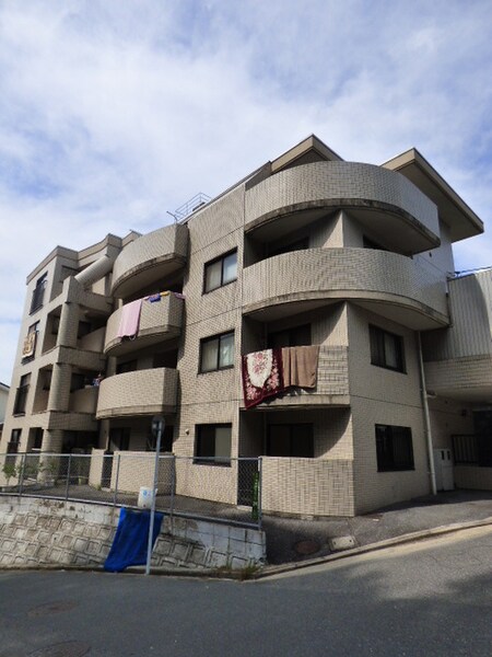 ヴィラブランシュ牛田外観写真