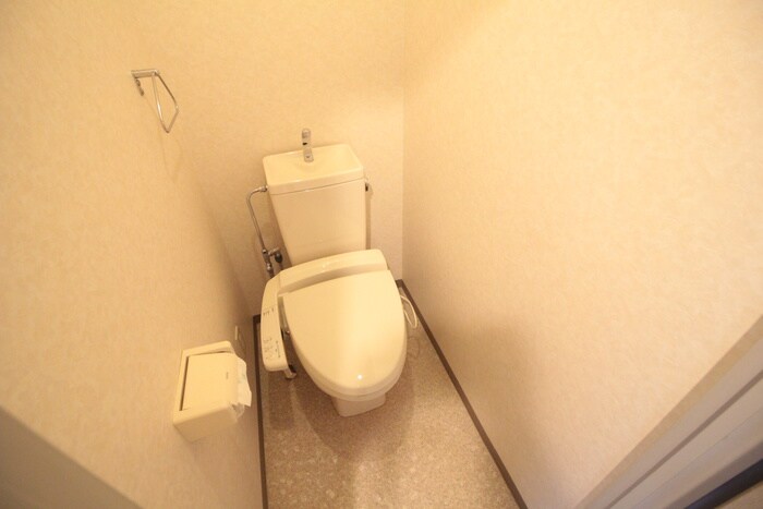 物件内観写真10　(トイレ)