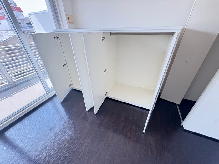 物件内観写真12　(収納)