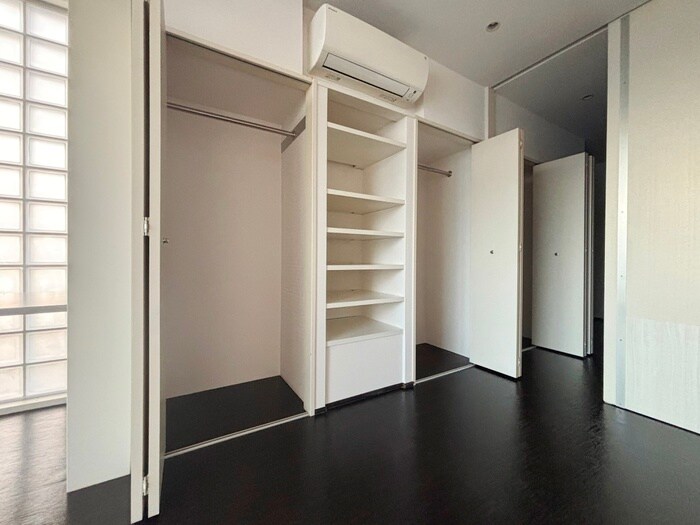 物件内観写真12　(収納)