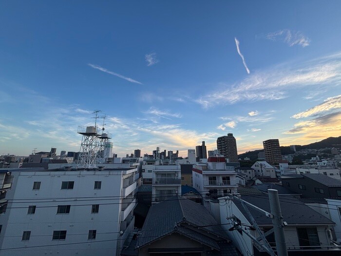 物件内観写真15　(室内からの展望)