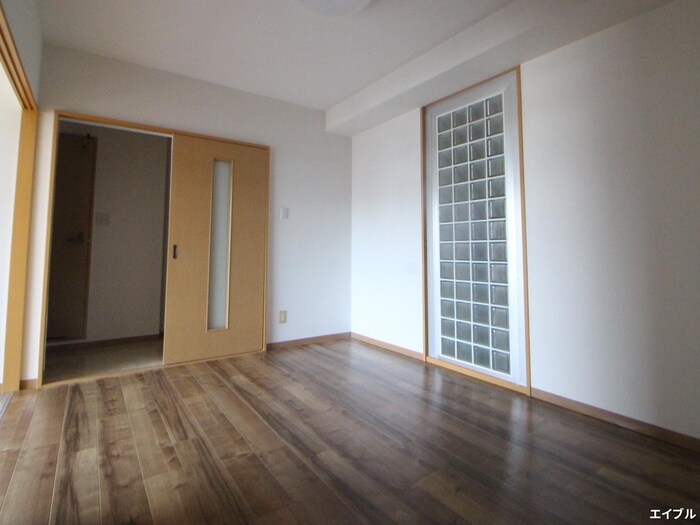 物件内観写真15　(居室)