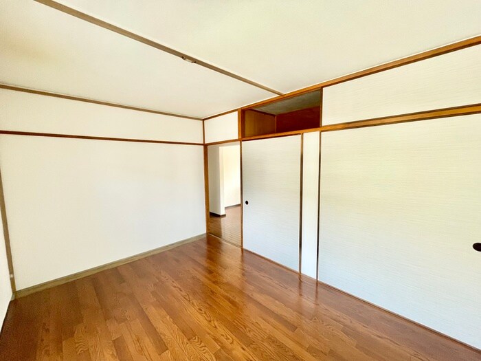 物件内観写真16　(居室)