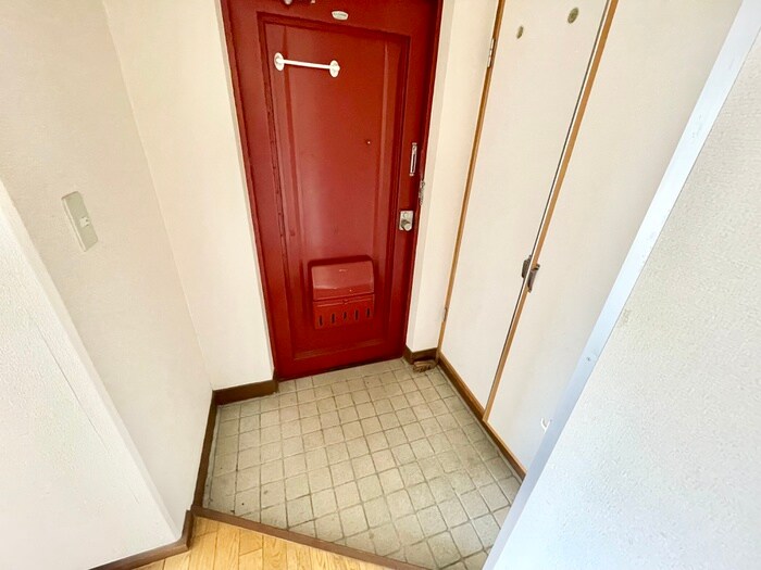 物件内観写真22　(玄関)