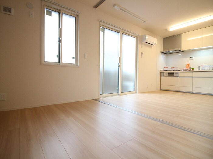 物件内観写真6　(居室)